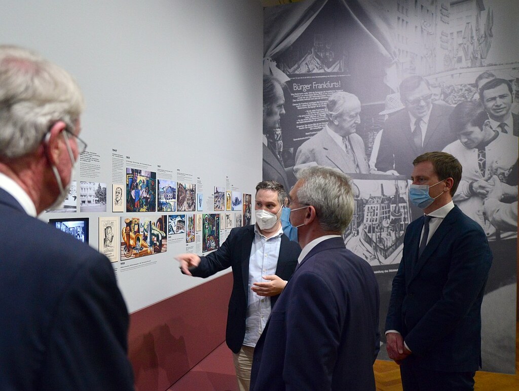 Beckmann_Ausstellung_Wolfgang_Kirsch_Alexander_Eiling_Oberbuergermeister_Peter_Feldmann_Philipp_Demandt_copyright_Stadt_Frankfurt_am_Main_Rainer_Rueffer.jpg