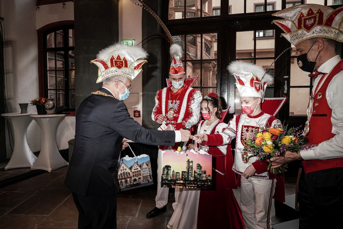 dreifachhelauffm az1